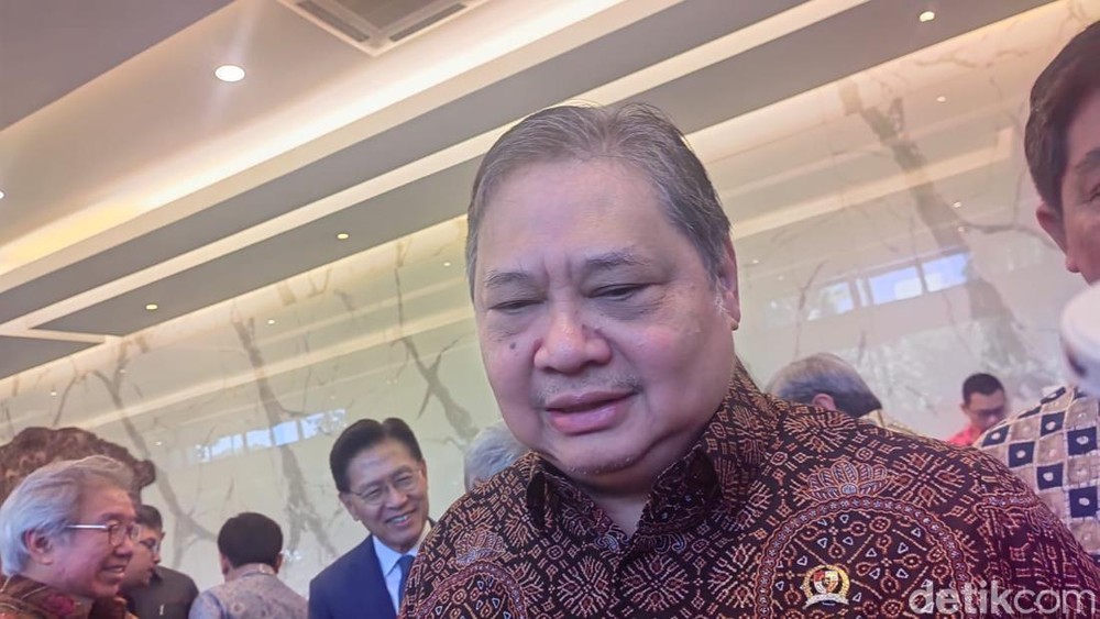 Terkuak! Indonesia Tak Mau Jadi Penonton, Airlangga Ungkap Strategi Ambisius RI Jadi Pusat Kecerdasan Buatan Global: Peluang Investasi Menganga Lebar!