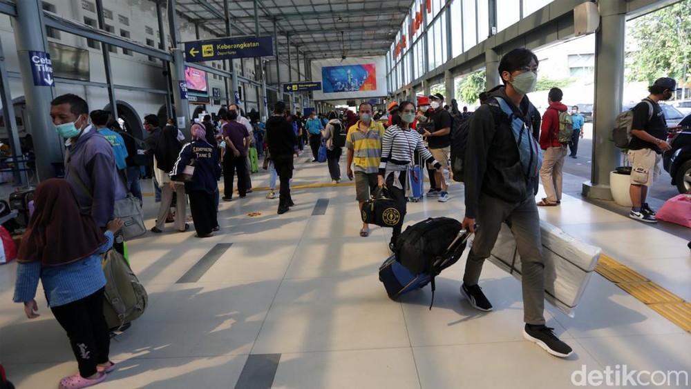 Libur Sekolah Berakhir, Program Diskon Tiket Transportasi Pemerintah Selesai! Terungkap Angka-angka Fantastis Penumpang, Ada yang Lampaui Target Jauh!