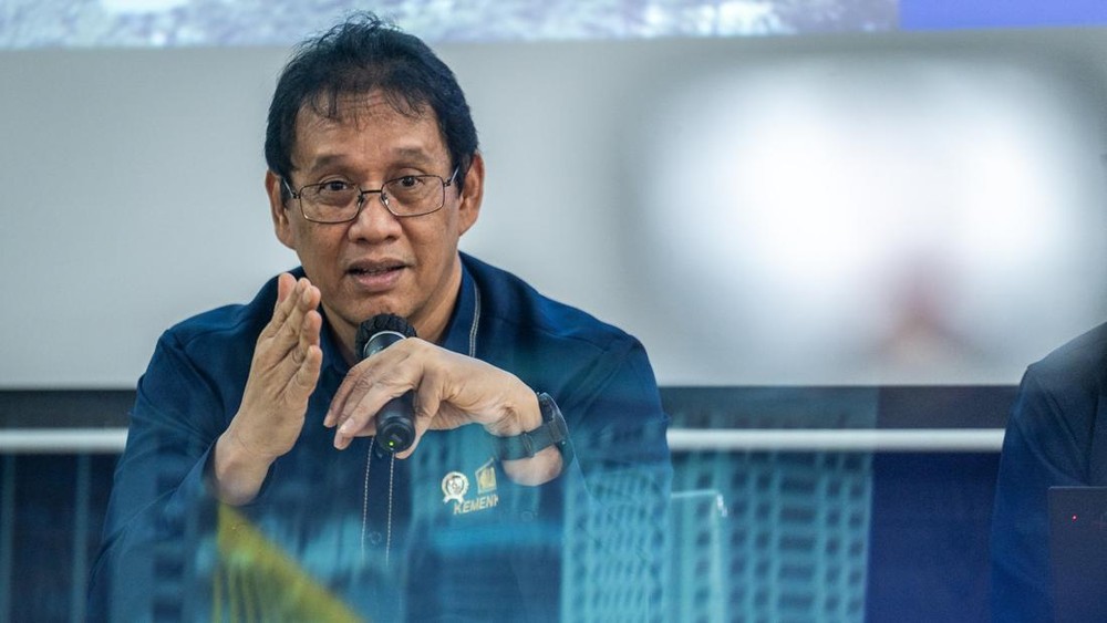 Angka Pajak Melonjak Drastis Tanpa Tarif Baru! Menkeu Purbaya Beberkan 'Jurus Rahasia' Kemenkeu, Namun Ada Ancaman Tak Terduga Menghantui Anggaran Negara!